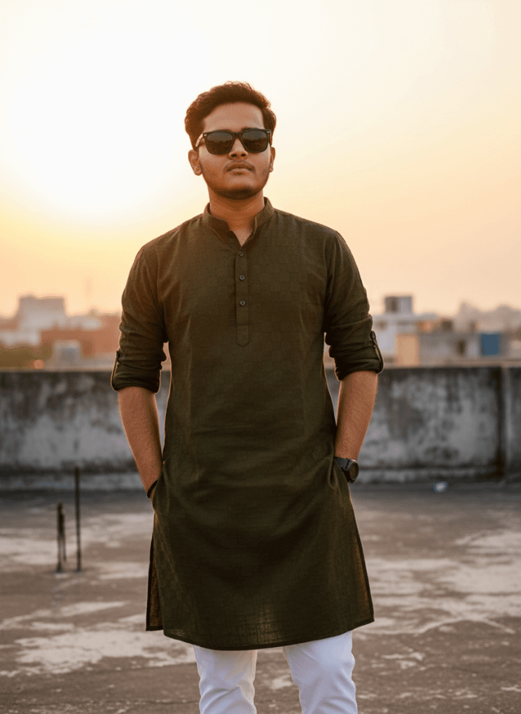 Kunj Nakrani in traditional wear